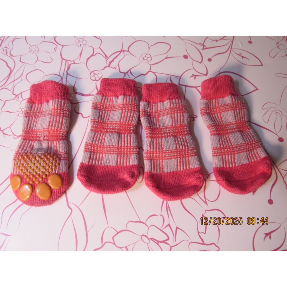S/M Dog Socks Pink